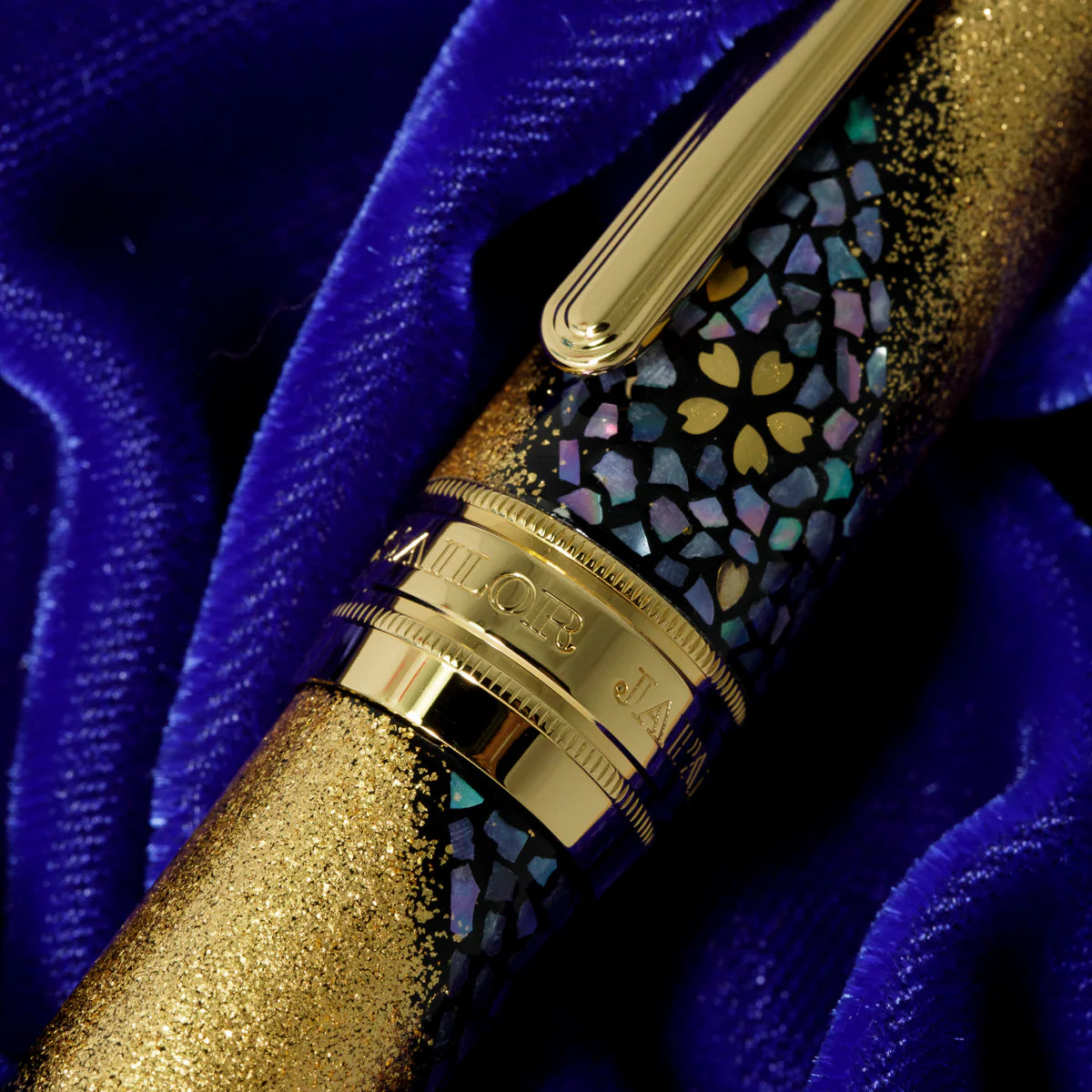 Sailor 1911 King of Pens Maki-e Fountain Pen - Sakura Nagare (Bespoke Limited Edition)