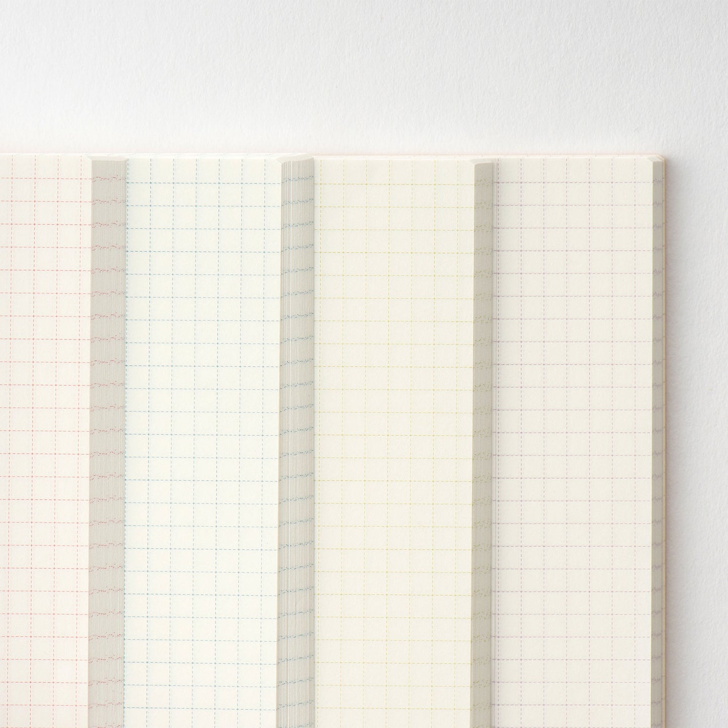 Hobonichi A5 Cousin Graph Notebook - Yamazakura