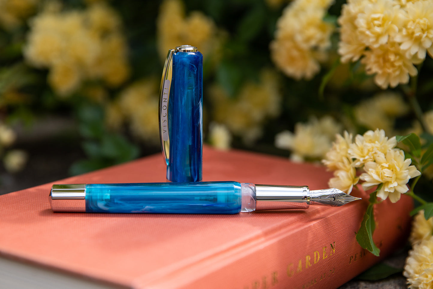 Visconti Opera Demo Fountain Pen Blue Cotton Candy (Retired)